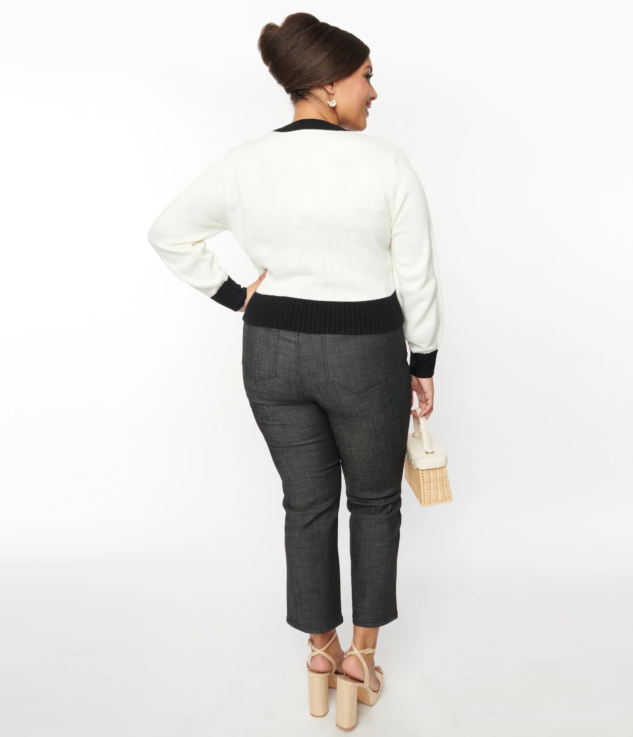 Smak Parlour Plus Size Black Denim Notched Capri Jeans